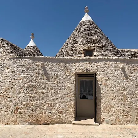 Equi Trullo *